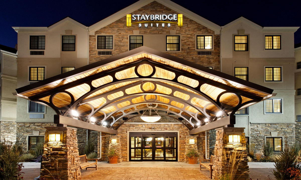 Staybridge_ Exterior